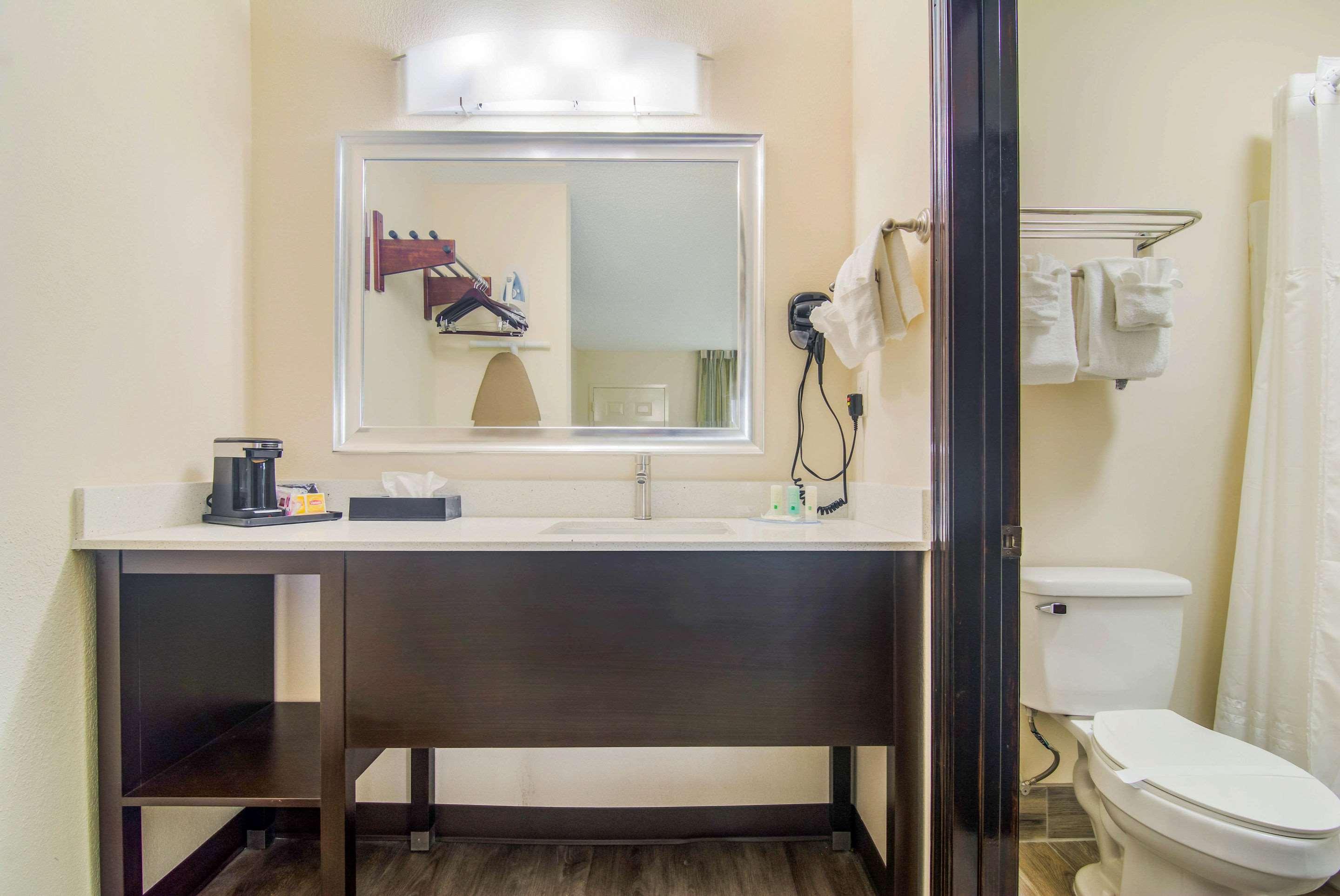Quality Inn & Suites Lake City Ngoại thất bức ảnh